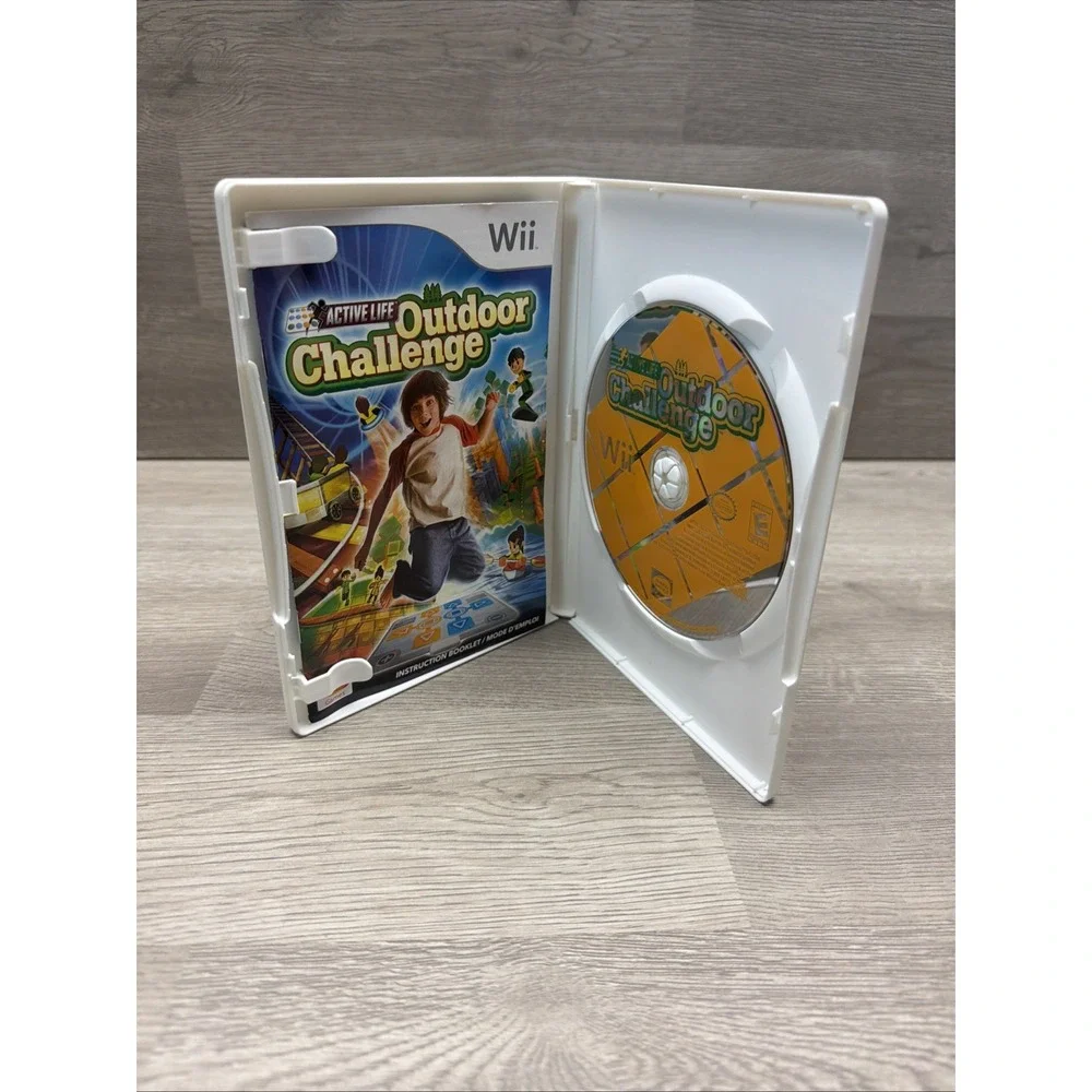 Nintendo Wii Game Lot Of 8. All Tested. Wii Play, Chicken Shoot, Beach Sports